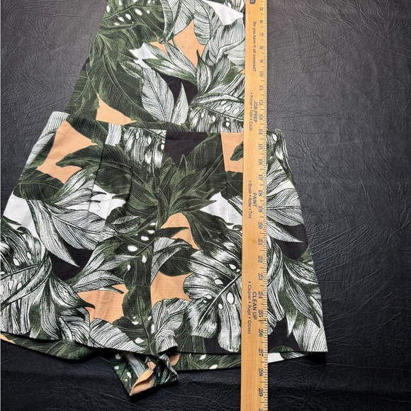 Topshop Tropical Leaf Print Romper Shorts Sz 6 Green Tan O-Ring Back  Festival - Picture 3 of 8